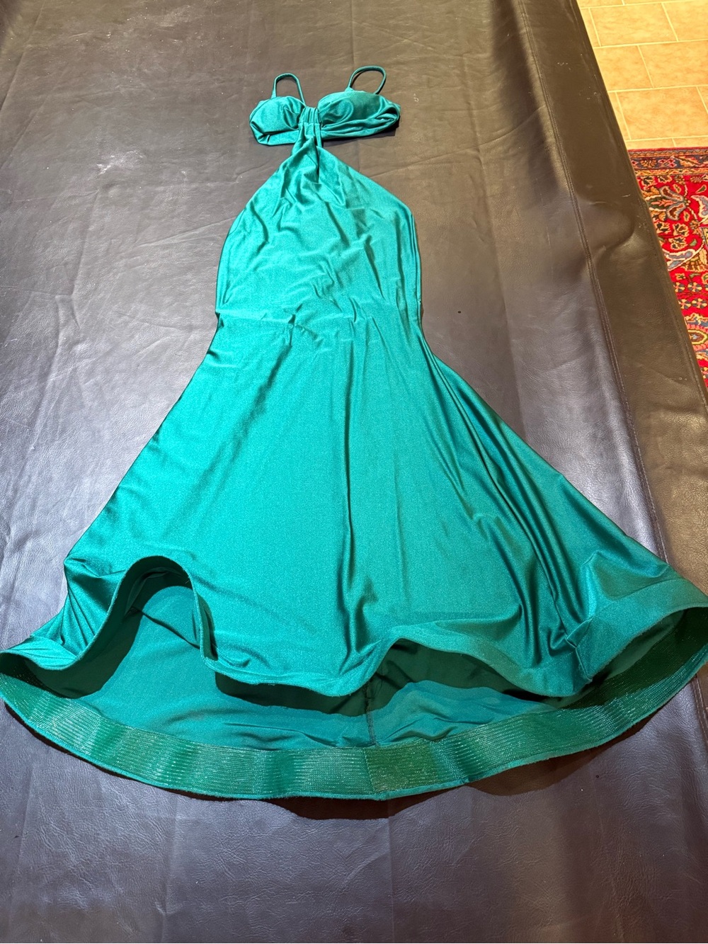 Sleeveless Backless Halter Maxi Dress in Emerald Green